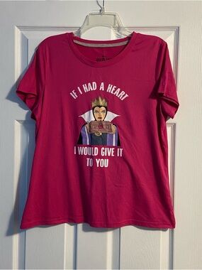 Disney’s Villains Pink Graphic T-Shirt with Snow White Evil Queen Print Size M